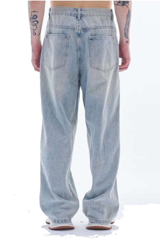 BAGGY WASHED JEANS